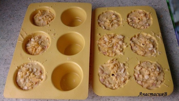 Маффины с сыром и орехами макадамии