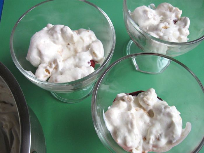 Десерт «Eton mess»