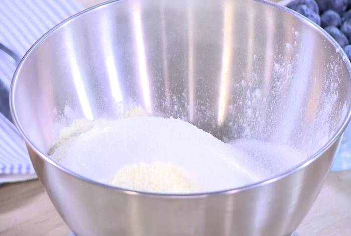 Булочки с голубикой 