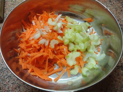 Тосканский суп из белой фасоли с гренками (постный вариант)