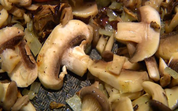 Паста с индейкой и грибами