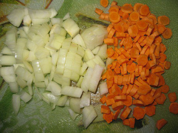 Рыбные рулетики с овощами