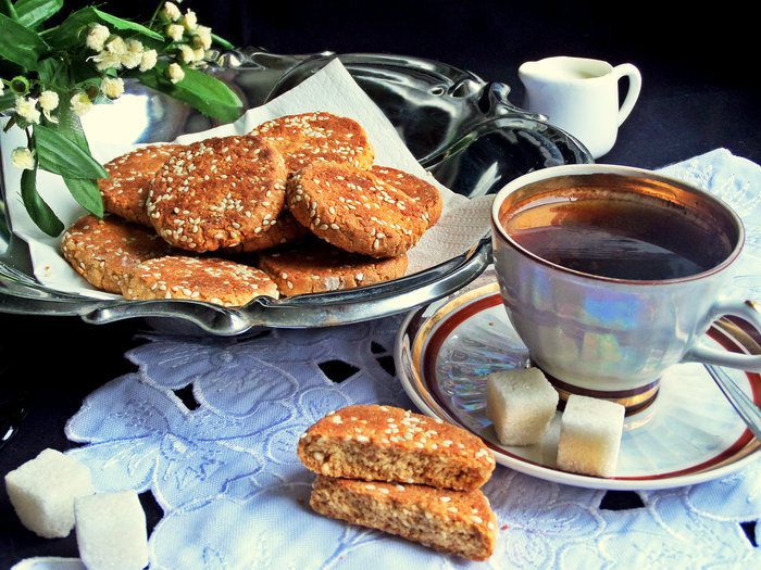 Кунжутное печенье на жареной муке