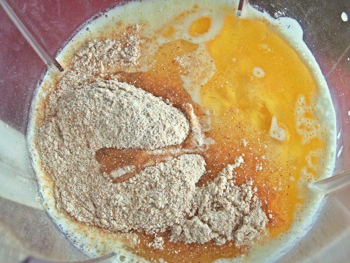 Блины с луковым припеком