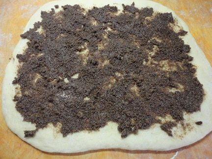Плюшки с корицей в сахарной глазури