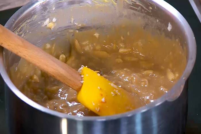 Тосты с цветной капустой в сырном соусе 