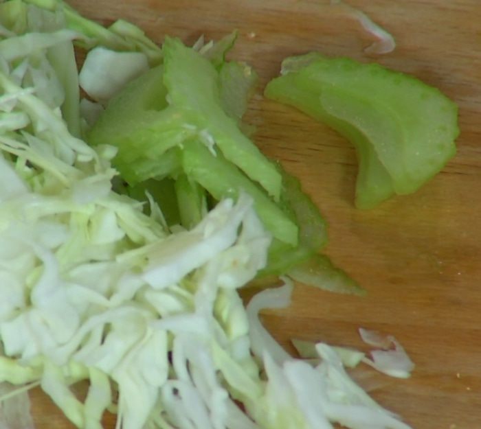 Хот-доги с зелеными овощами и горчичным майонезом 