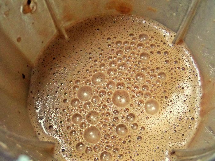 Шоколадные блины с лимонным курдом