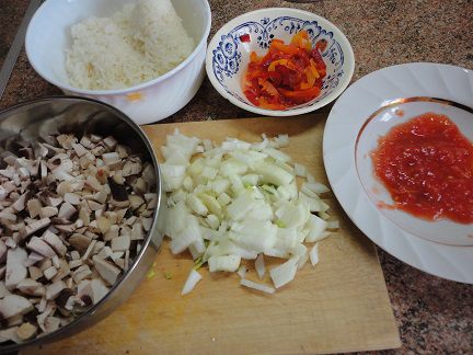 Кабачки с рисом и грибами