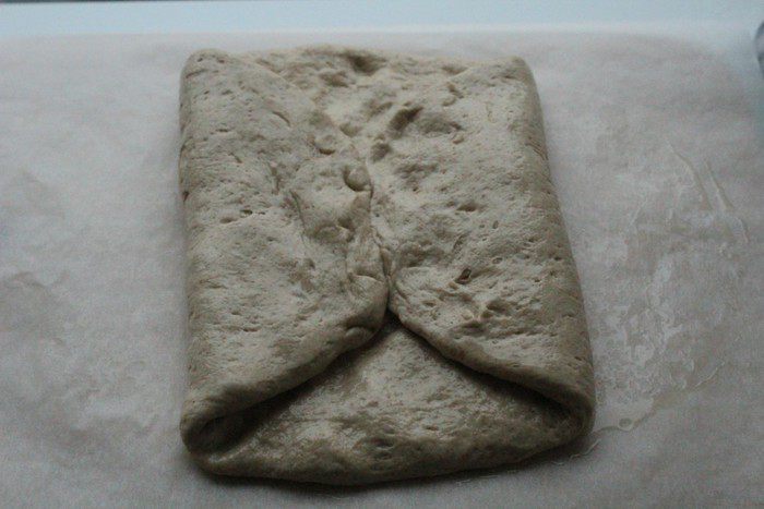 Ржаной хлеб на пиве с медом и овсяными хлопьями