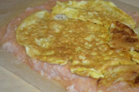 Нежнейший куриный рулет с омлетом