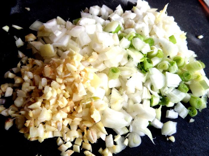 Мясные лепешки на сковороде