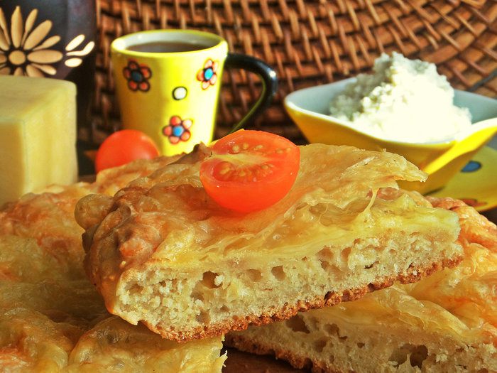 Сырная лепешка