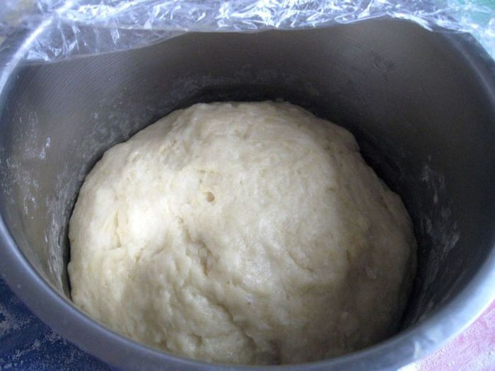 Лимонная улитка с миндалем (Chiocciola al limone con farcia alle mandorle)