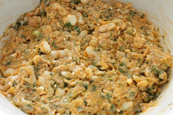 Запеканка с капустой и кабачками