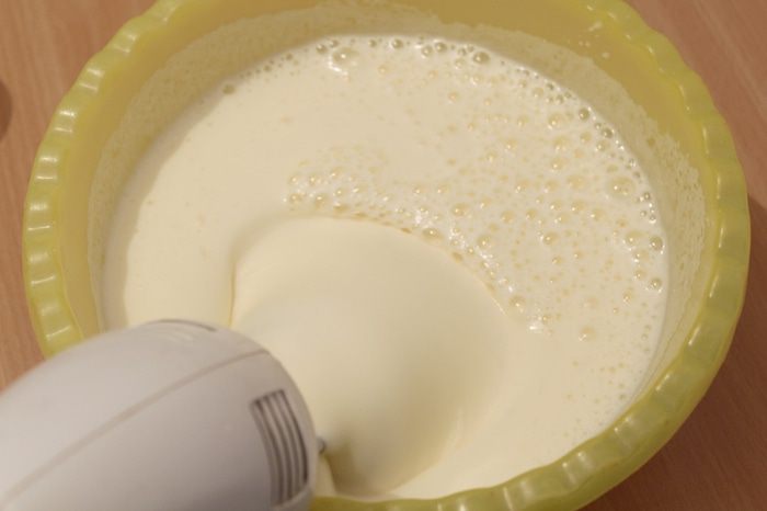 Рулет с брусничным курдом