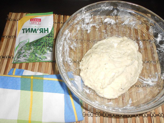 Косички из дрожжевого теста с начинкой