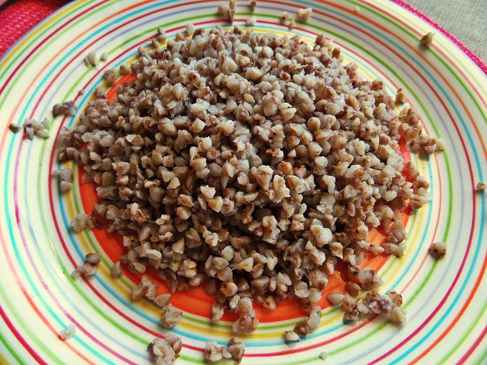 Печенка с овощами и гречкой