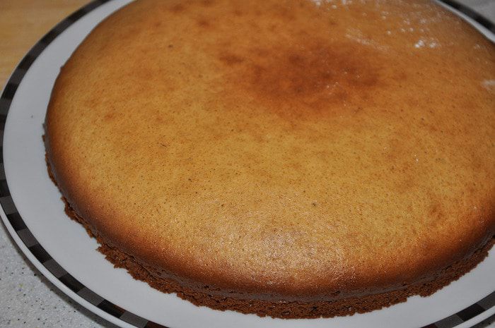 Брусничный торт с безе