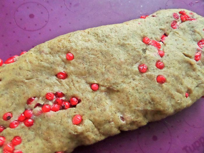 Пряники с брусникой на цельнозерновой муке