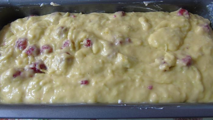 Лимонный кекс с малиной и кабачком