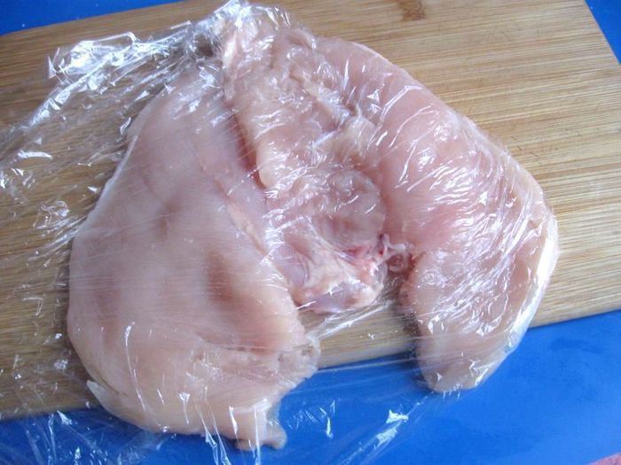 Рулетики из куриного филе