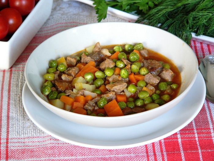 Рагу из зеленого горошка с мясом