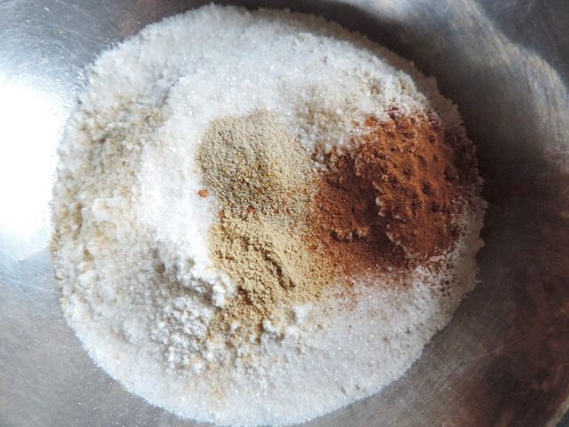 Постная пряная галета с яблоками