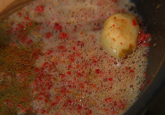 Тальятелле с икрой и пеперончино 