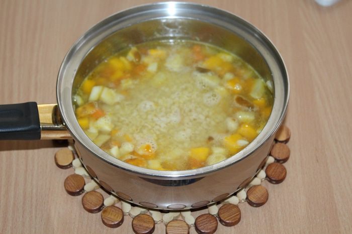 Похлебка с тыквой, грибами и булгуром