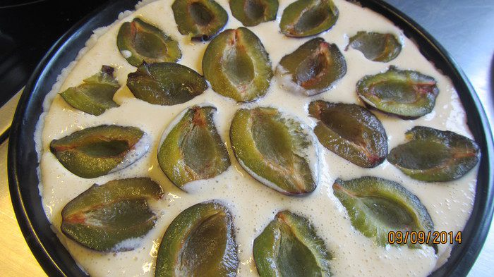 Флан со сливами и сметаной (Plum and Soured Cream Flan)