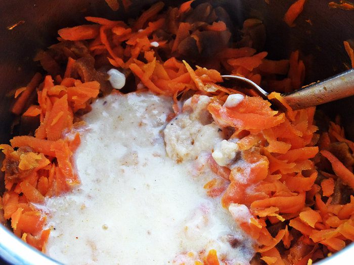 Запеканка морковная с курагой