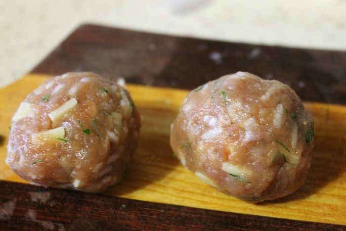 Тефтели с сыром и овощами