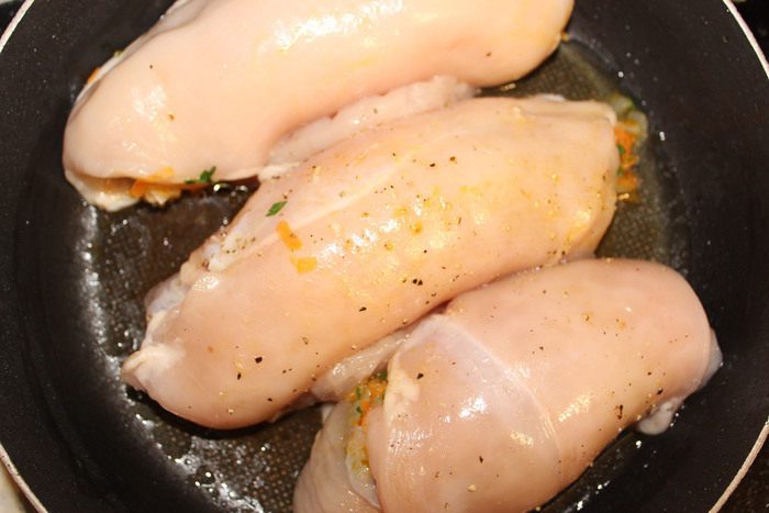 Сочные рулетики из куриных грудок