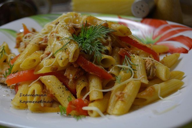 Паста с тунцом и болгарским перцем