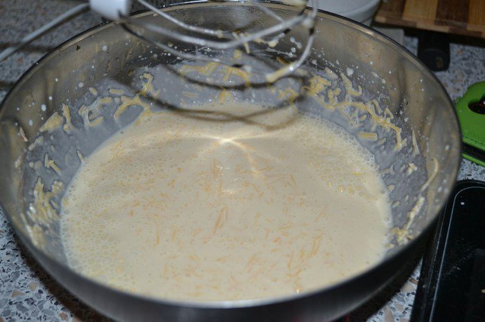Пирог с курицей и грибами