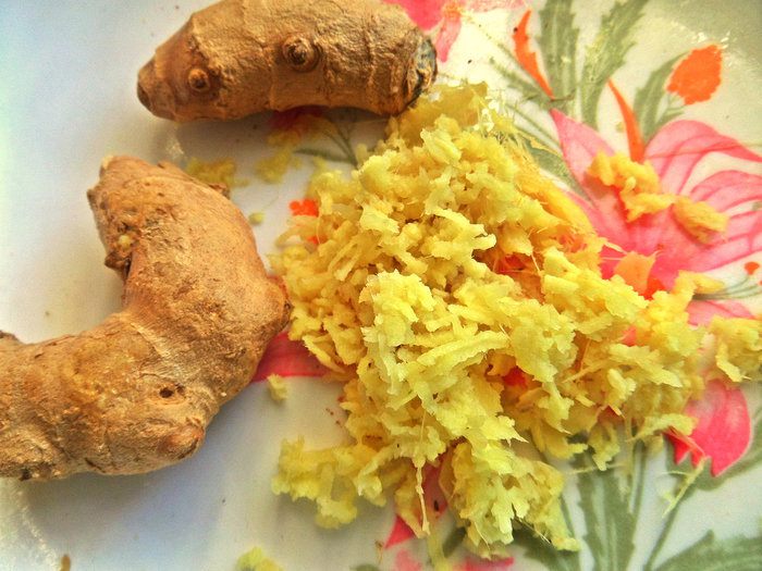 Овсяные батончики с бананом, яблоком и имбирём