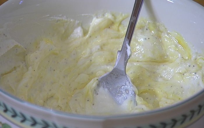 Галета с грибами, творогом и луком-пореем