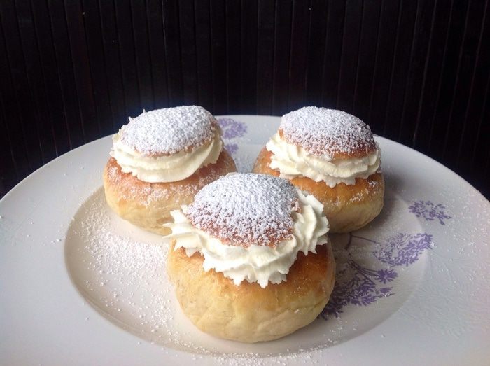 Семла - шведская булочка