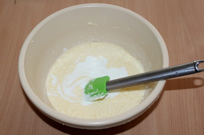 Йогуртовый кекс с клубникой