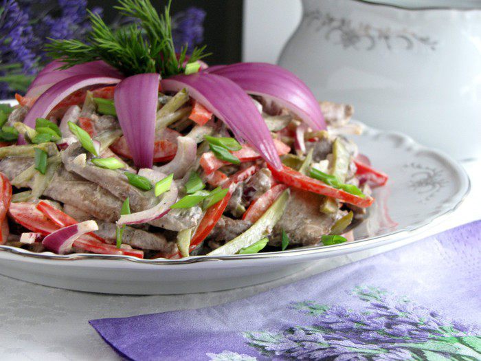 Салат по-строгановски