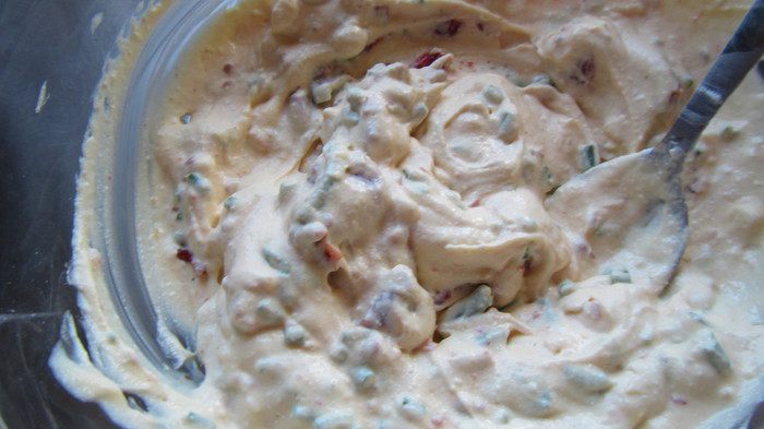 Перцы, фаршированные вялеными томатами и рикоттой