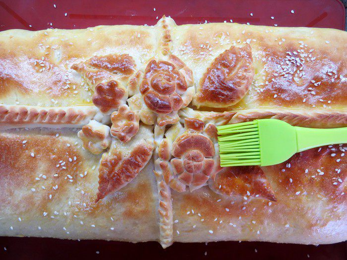 Рыбная кулебяка на четыре угла
