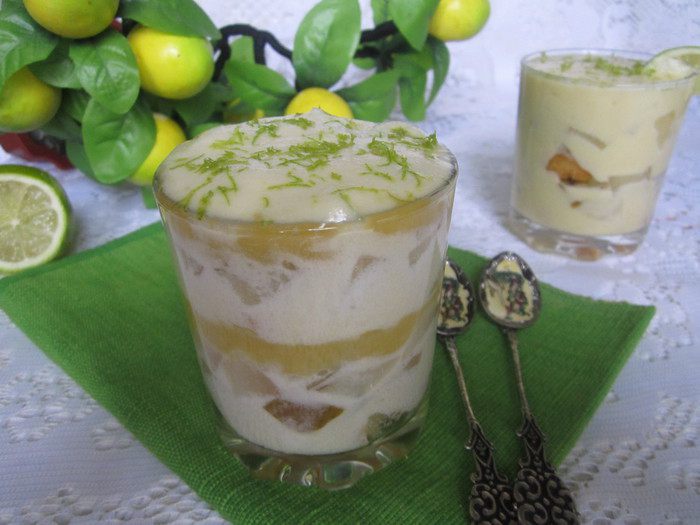 Тирамису с грушей и лаймовым курдом