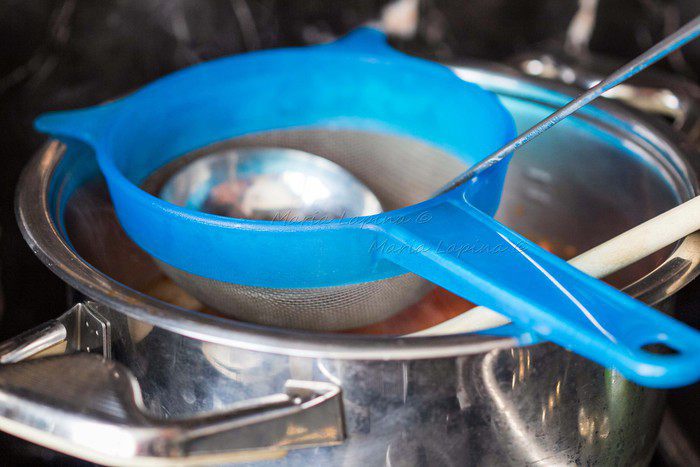 Буйабес с соусом руй (французский рыбный суп)