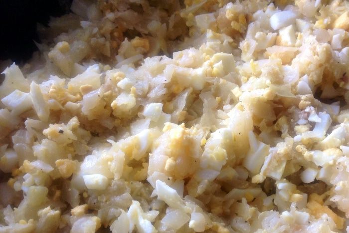 Блины с капустой и яйцом