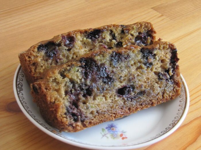 Кабачковый кекс с черникой (Blueberry Zucchini Bread)