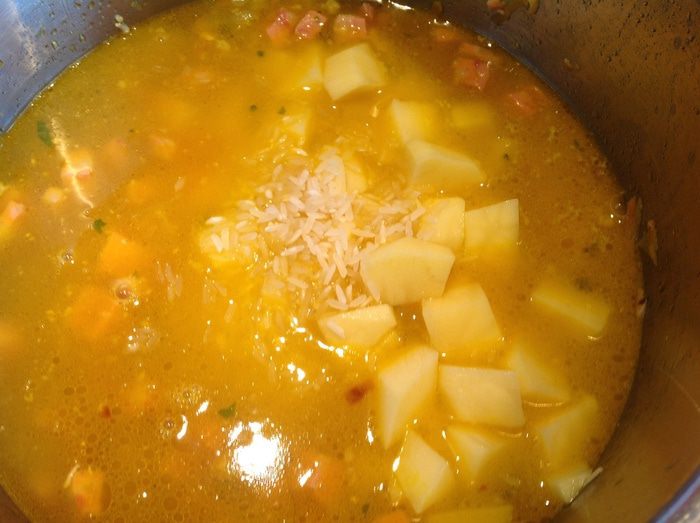 Густой рождественский суп