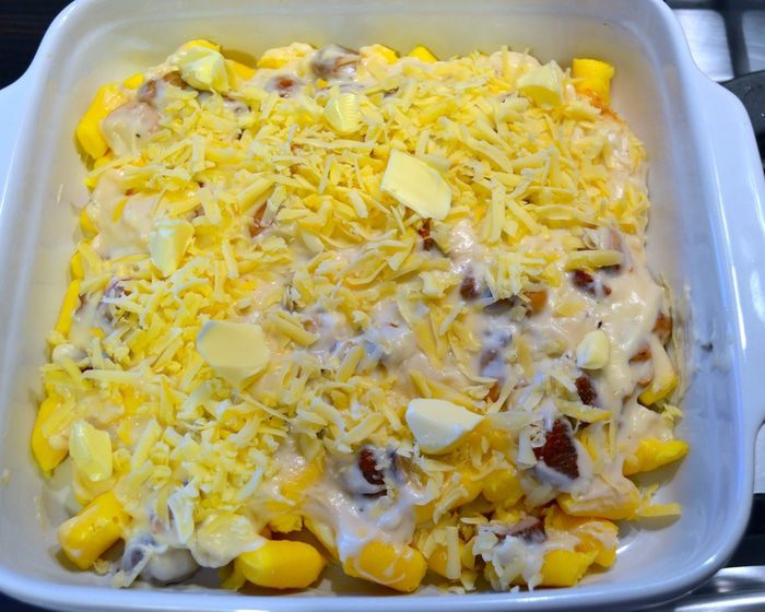 Ньокки-суфле под грибным соусом бешамель 