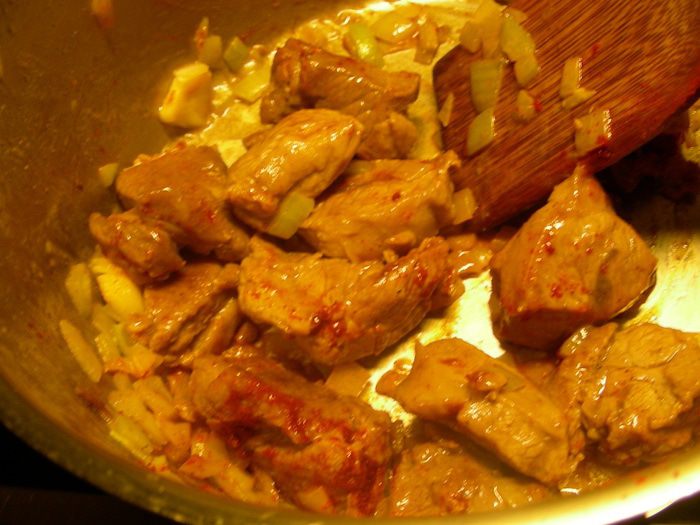 Тажин из баранины и лука-порея